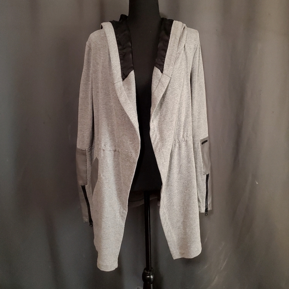 Blanc Noir Gray Black Silk Hooded Women's Sweater Cinched Waist Size Small